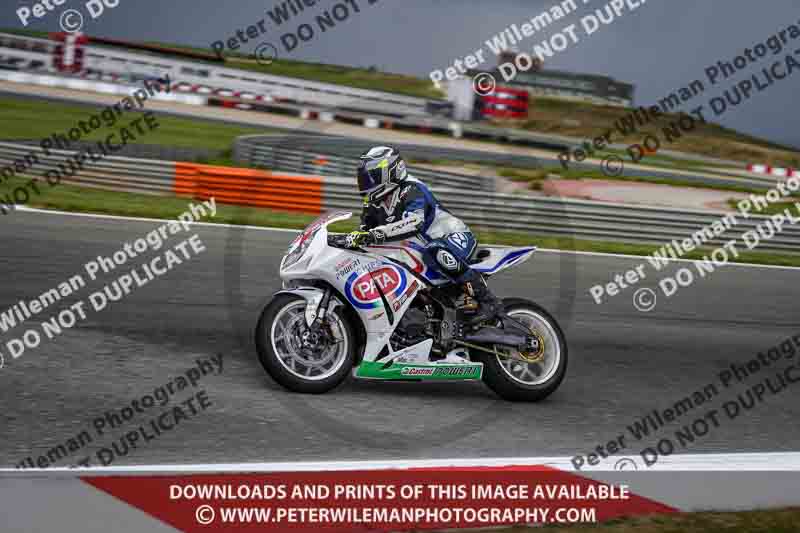 cadwell no limits trackday;cadwell park;cadwell park photographs;cadwell trackday photographs;enduro digital images;event digital images;eventdigitalimages;navarra;no limits trackdays;peter wileman photography;racing digital images;trackday digital images;trackday photos